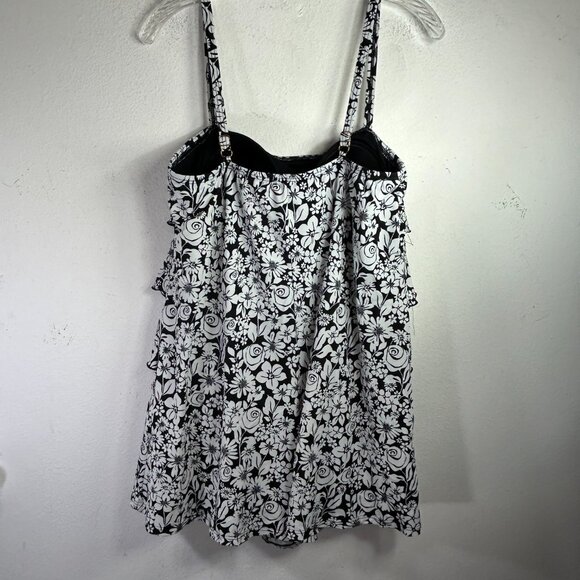 A Shore Fit Swim Dress 14 Black white floral tiered modest one piece panel - Picture 8 of 9